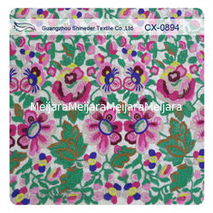 China Tela bordada floral colorida del cordón del ganchillo para la ropa de la moda proveedor