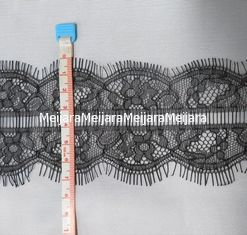 China Ajuste decorativo del cordón de la pestaña para los tops de la muchacha proveedor