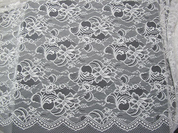 Floral suizo de nylon blanco de la tela del cordón hecho punto con el cordón de la frontera y el borde de la concha de peregrino proveedor