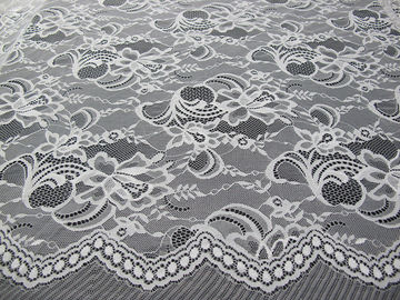 Floral suizo de nylon blanco de la tela del cordón hecho punto con el cordón de la frontera y el borde de la concha de peregrino proveedor