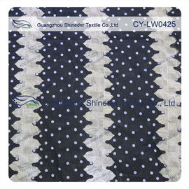 Forme la tela quemada Polyester&amp;Cotton del cordón con el lunar para la ropa de sport proveedor