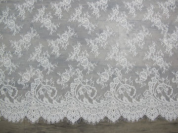 Ajuste de nylon suave del cordón de la pestaña del algodón, tela del cordón del blanco de vestido de boda proveedor