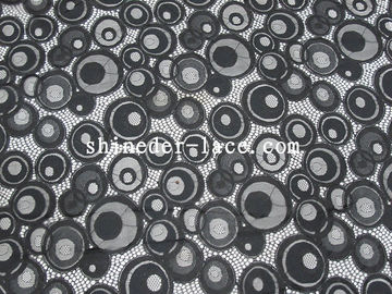 Buenos piel del diseño del algodón de la tela de nylon redonda preciosa del cordón/respirable para la ropa SYD-0175 proveedor