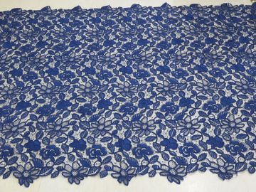Trabajo hecho a mano bordado floral de la tela del cordón del cordón del azul real para el vestido de la mujer proveedor